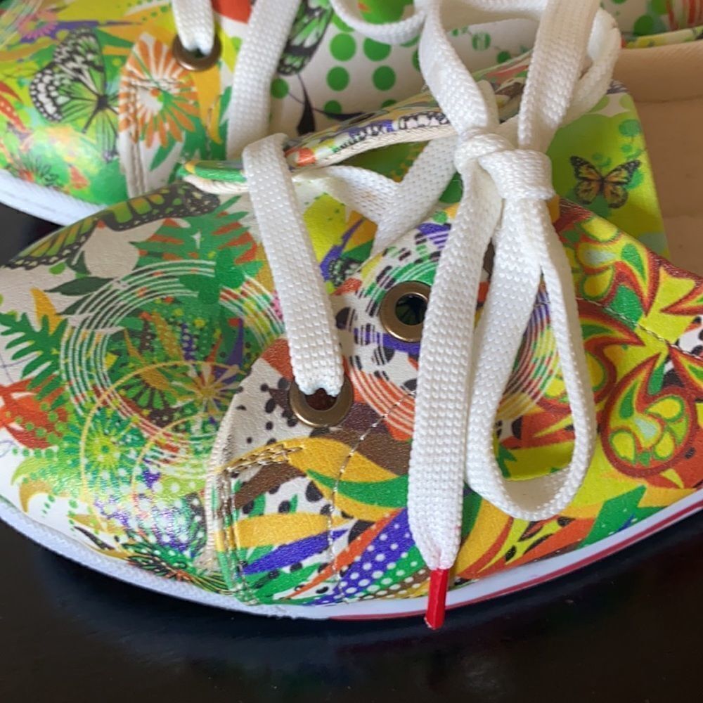 Neef Sneakers - Picture 10 of 11